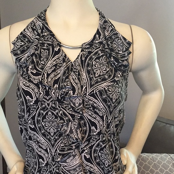 White House Black Market top - Picture 2 of 6